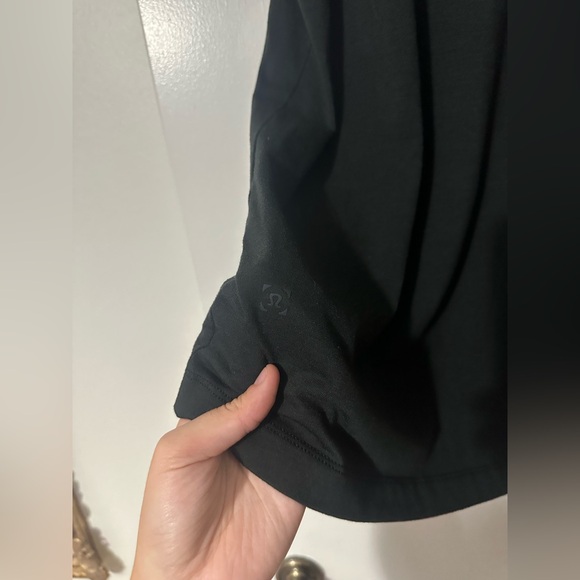 Lululemon Classic-Fit Pique Short Sleeve Polo Black Mens - Picture 4 of 7